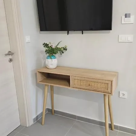 Fanouris Luxury Apartment *