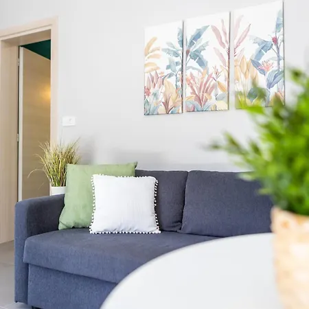 Lägenhet Fanouris Luxury